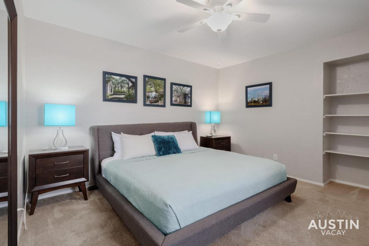 2 Miles To Dt Updated Pet-Friendly Home For Four Austin Exterior foto
