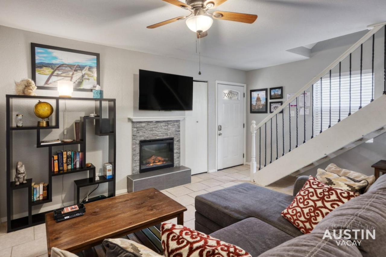 2 Miles To Dt Updated Pet-Friendly Home For Four Austin Exterior foto